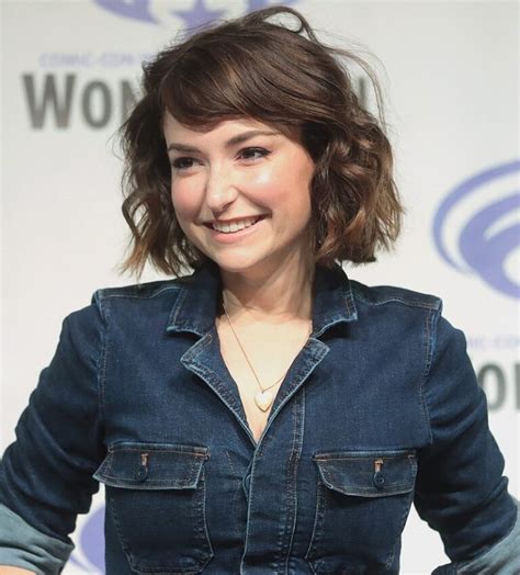 Milana Vayntrub Height, Weight, Body Measurements,。